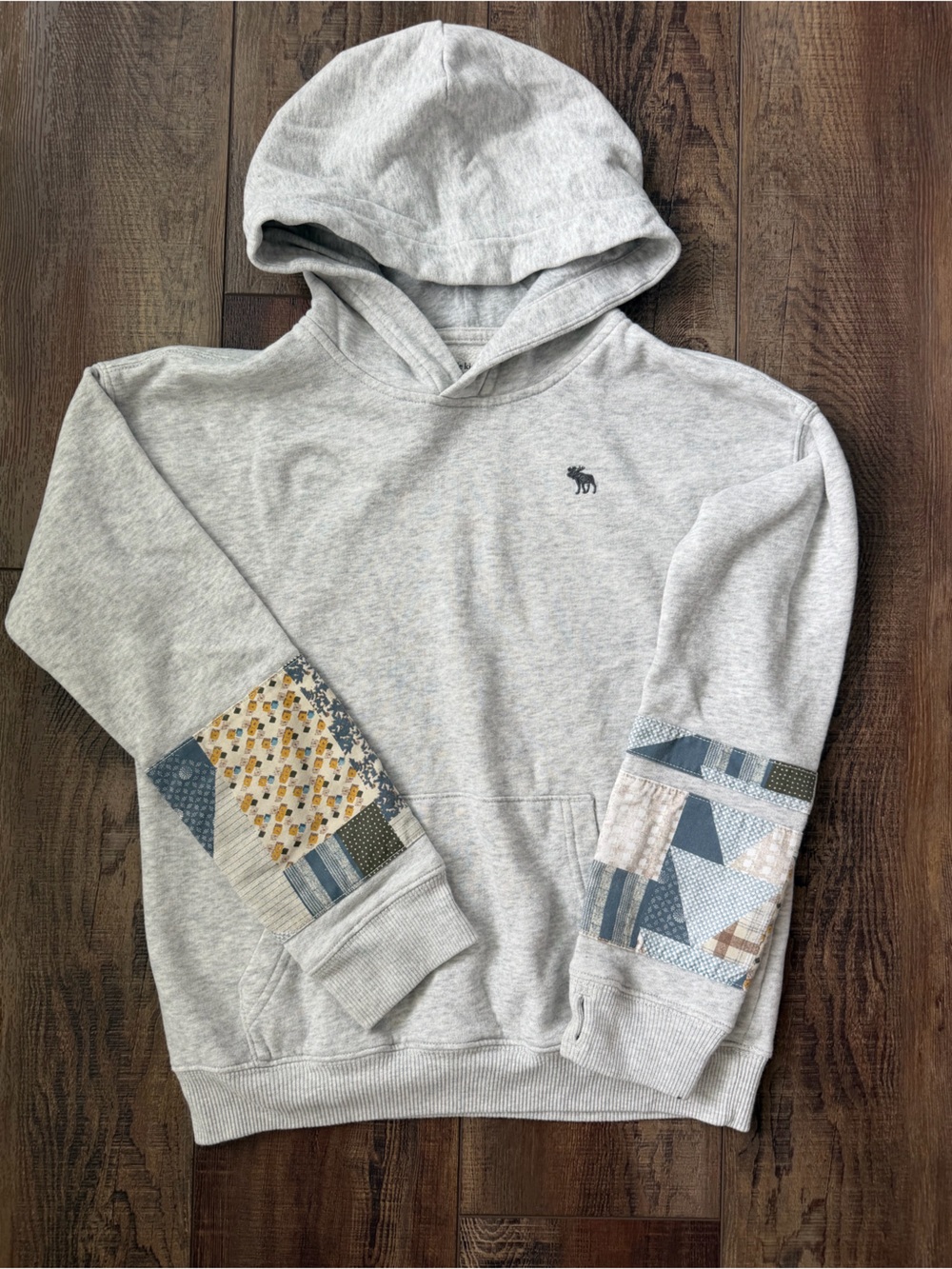 Abercrombie Kids hoodie - unisex youth size 11/12